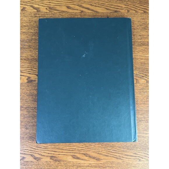 VTG 1986 Walt Disney World Theme Park Epcot 15th Anniversary Picture Book HC - Picture 2 of 4